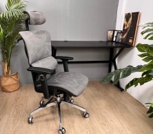 Ghế văn phòng công thái học cao cấp chân xoay có tựa đầu spirit