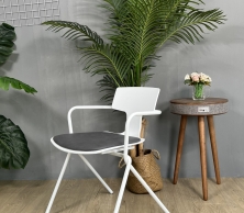 Ghế ăn, cafe, học tập, làm việc, trang điểm phong cách hàn quốc lưng nhựa có nệm khung thép sơn tĩnh điện TM713