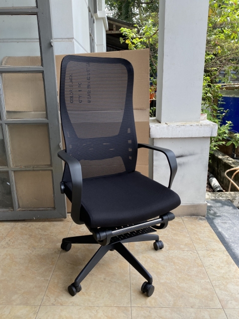 Ghế lưới văn phòng lưng cao ngả nằm có gác chân TM150