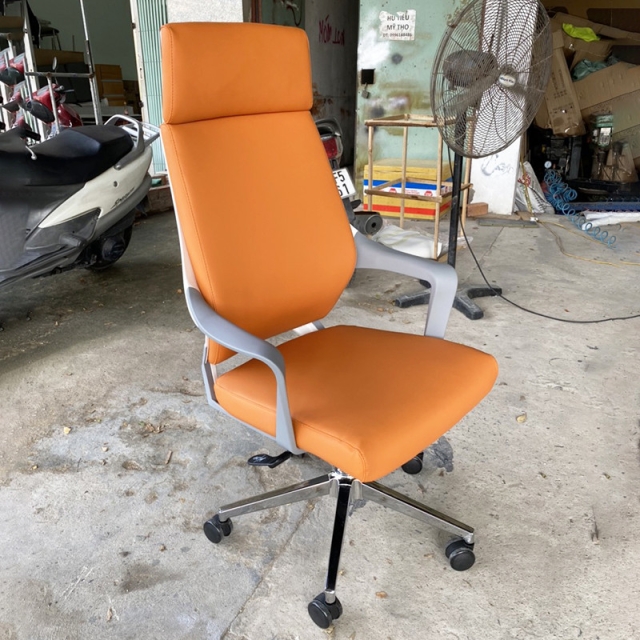Ghế văn phòng lưng cao bọc da sang trọng TM6101A
