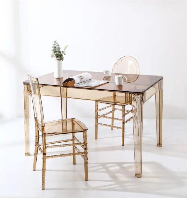 Bàn ăn mặt kính cường lực khung nhựa PC cao cấp GHOST TABLE