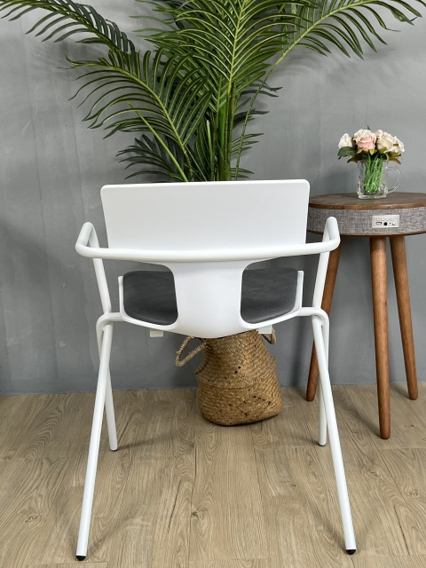 Ghế ăn, cafe, học tập, làm việc, trang điểm phong cách hàn quốc lưng nhựa có nệm khung thép sơn tĩnh điện TM713